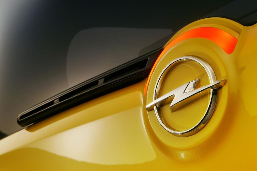  Opel Trixx Concept 2004 года  (фото 31 из 34)